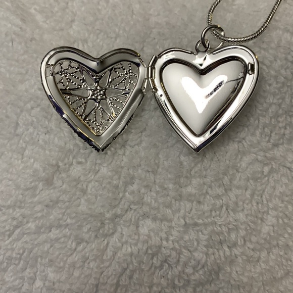 925 silver heart locket necklace with  snake chain​ - Picture 6 of 6